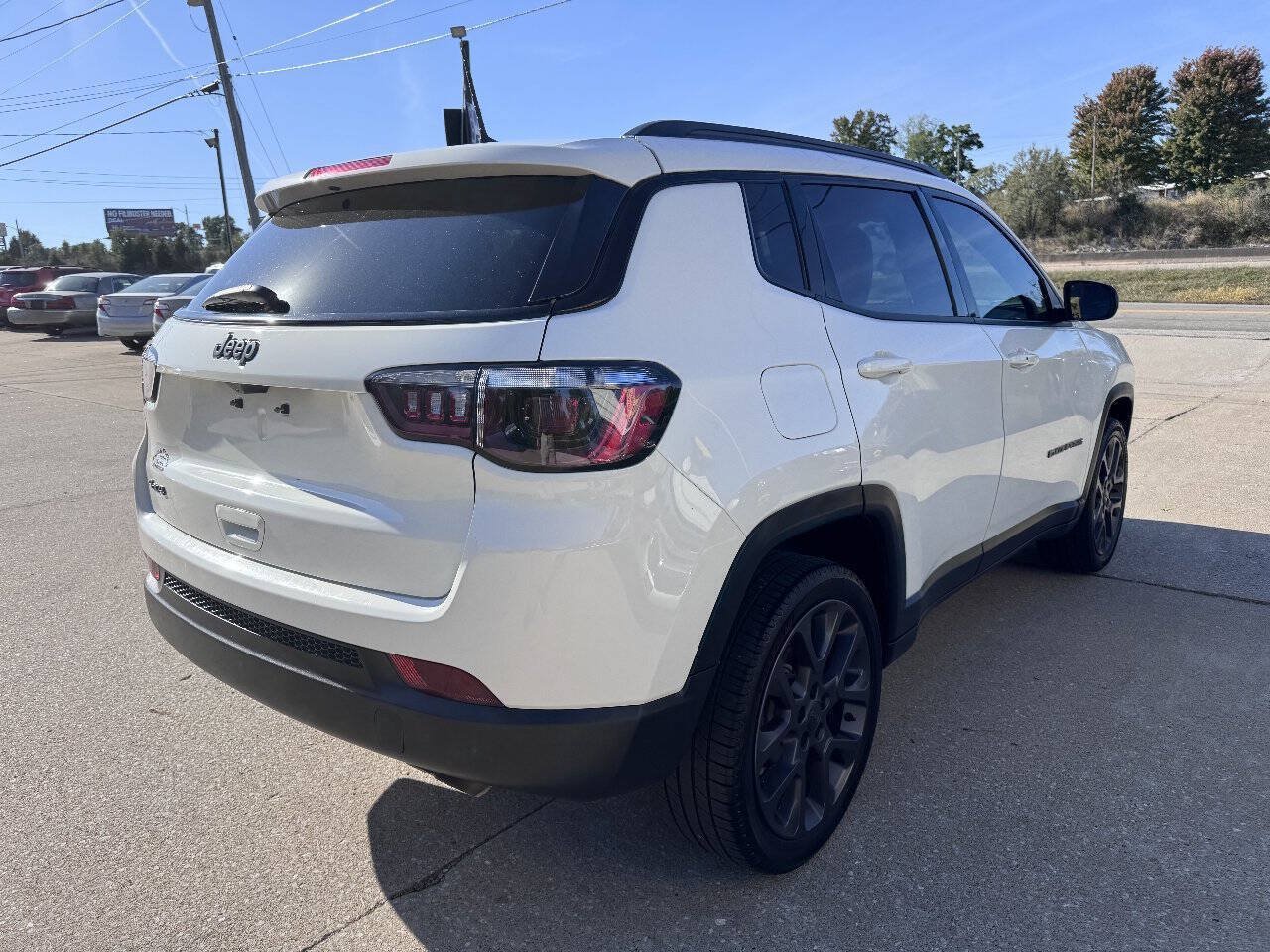 Used 2021 Jeep Compass Latitude AWD/4WD image 7