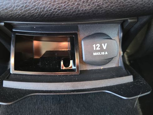 Used 2016 Mercedes-Benz C 300 Sedan image 21