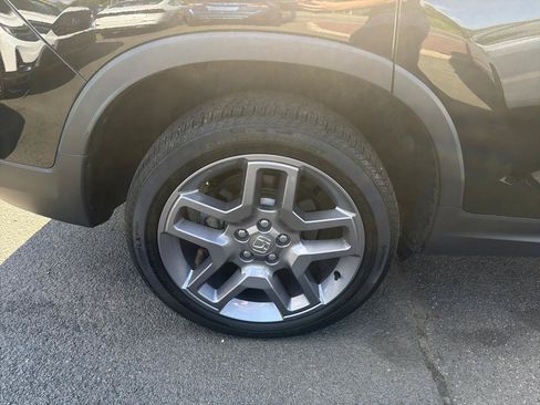 Used 2023 Honda Passport EX-L image 5