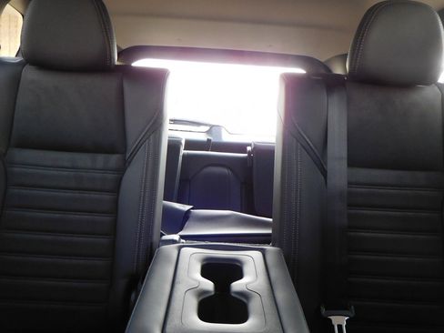 New 2025 Mitsubishi Outlander SE image 42