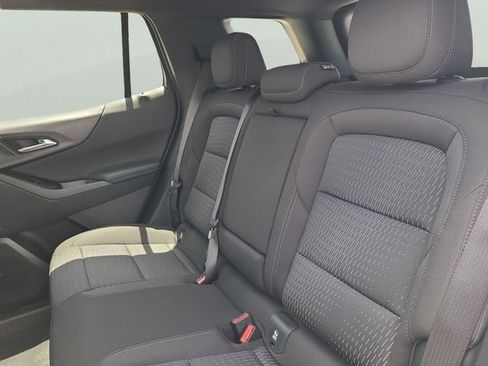 New 2026 Chevrolet Equinox LT FWD image 6