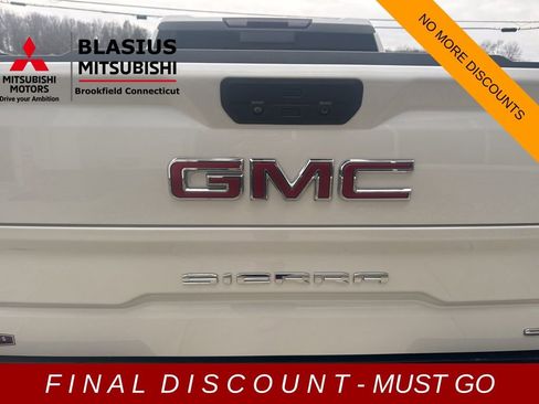 Used 2021 GMC Sierra 1500 SLT w/ SLT Premium Package image 18
