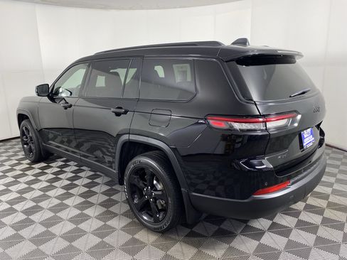 Used 2023 Jeep Grand Cherokee L Laredo AWD/4WD image 10