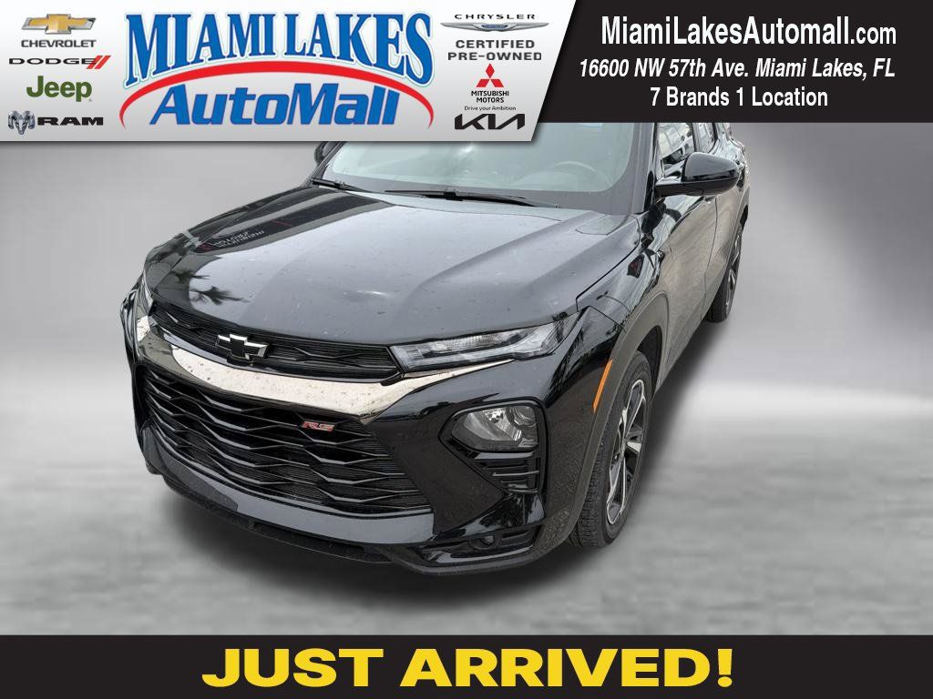 Used 2022 Chevrolet TrailBlazer RS FWD image 1