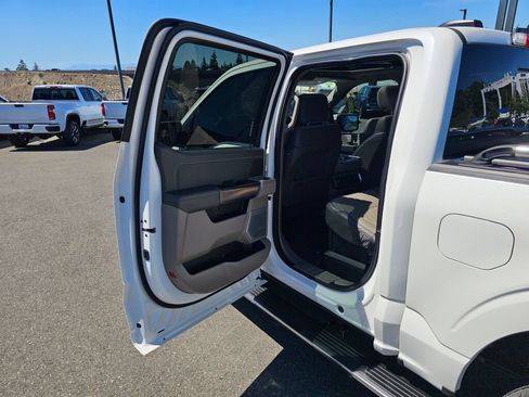 Used 2024 Ford F150 Platinum w/ Equipment Group 703A Plus AWD/4WD image 23