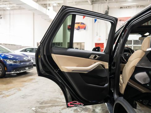 Used 2019 BMW X5 xDrive40i w/ Premium Package 2 image 47