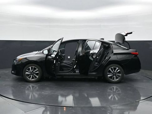 Used 2025 Nissan Versa SV FWD image 47