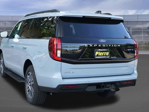 New 2026 Ford Expedition Active AWD/4WD image 8