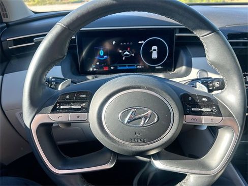 Used 2023 Hyundai Tucson Limited image 18