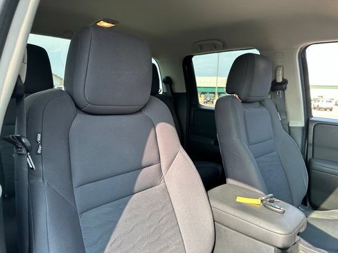 Used 2022 Nissan Frontier S w/ Technology Package AWD/4WD image 30