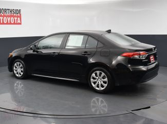 Used 2024 Toyota Corolla LE FWD video 2