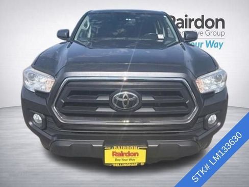 Used 2020 Toyota Tacoma SR5 RWD image 2