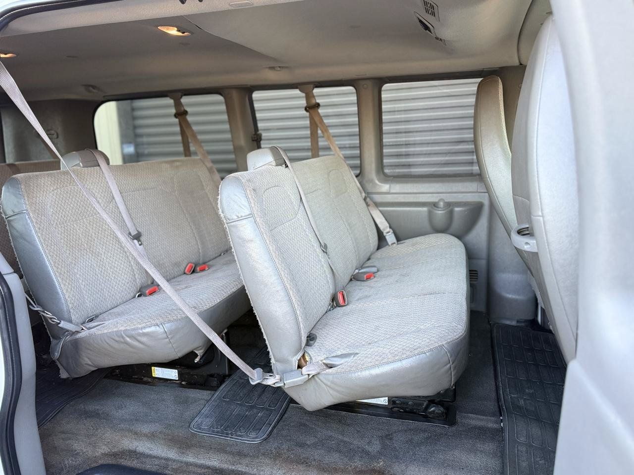Used 2010 Chevrolet Express 3500 LT w/ LT Preferred Equipment Group RWD image 15
