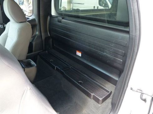 Used 2022 Toyota Tacoma SR RWD image 31
