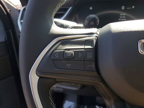 New 2026 Jeep Grand Cherokee Laredo image 25