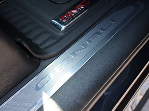 Used 2023 GMC Sierra 1500 Denali w/ Denali Reserve Package AWD/4WD image 54
