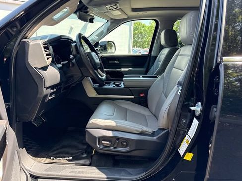 Used 2022 Toyota Tundra Limited w/ TRD Off-Road Package AWD/4WD image 20
