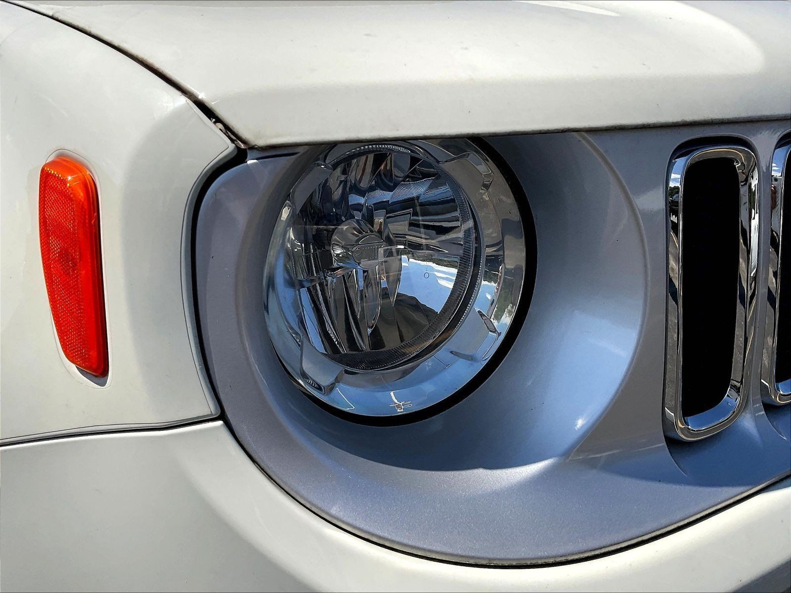 Used 2016 Jeep Renegade Limited AWD/4WD image 31