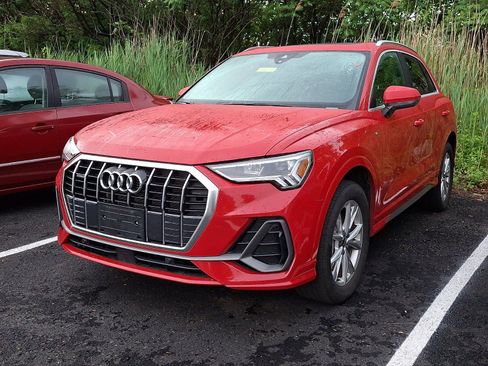 Used 2025 Audi Q3 2.0T Premium AWD/4WD image 3