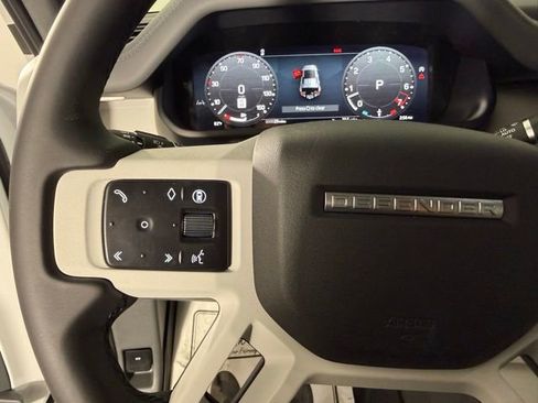 New 2026 Land Rover Defender 110 X-Dynamic SE AWD/4WD image 18
