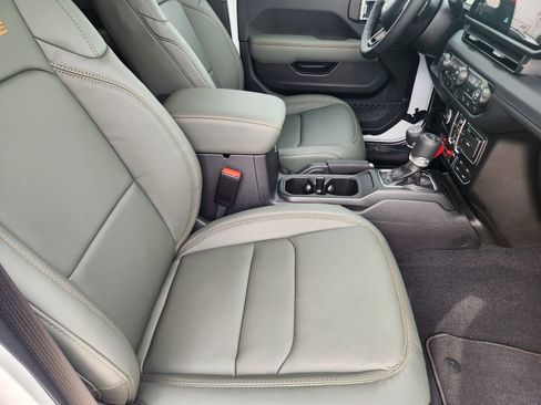 New 2026 Jeep Gladiator Mojave AWD/4WD image 14