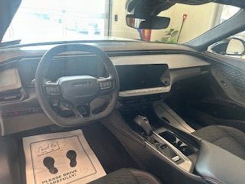 Used 2026 Dodge Charger Scat Pack AWD/4WD image 8