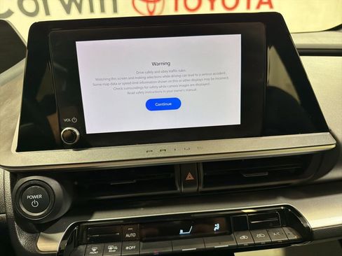 Used 2024 Toyota Prius LE image 29