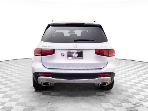 Used 2021 Mercedes-Benz GLB 250 4MATIC w/ Premium Package image 5