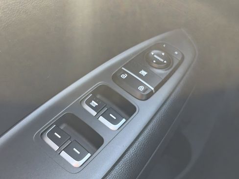 Used 2018 Kia Optima LX image 26