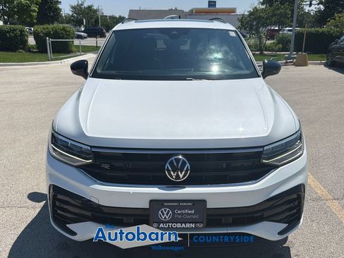 Certified 2023 Volkswagen Tiguan SE R-Line AWD/4WD image 2