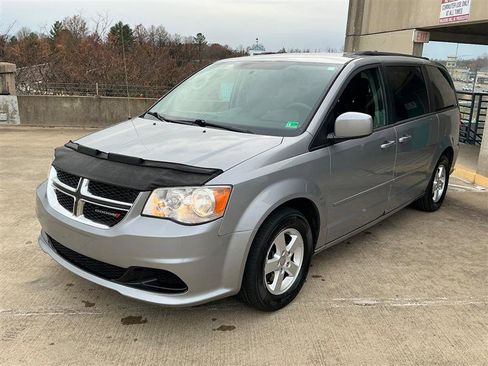 Used 2013 Dodge Grand Caravan SXT image 8