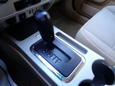 Used 2012 Ford Escape XLT image 34