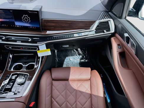 New 2027 BMW X7 xDrive40i w/ Executive Package AWD/4WD image 19