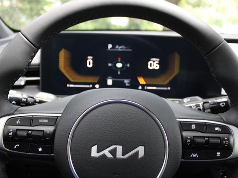 New 2026 Kia K5 GT-Line image 25