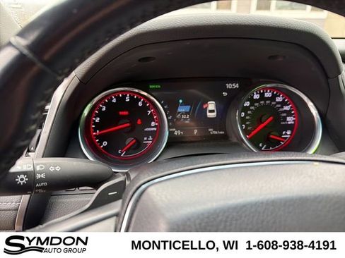 Used 2020 Toyota Camry XSE image 10