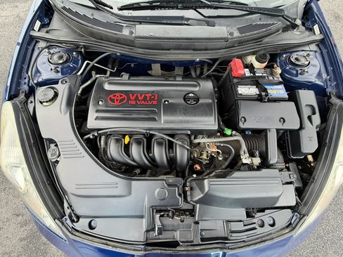 Used 2003 Toyota Celica GT FWD image 32