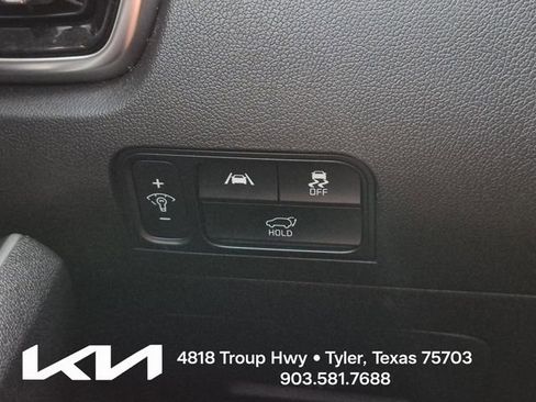 Certified 2023 Kia Sorento SX FWD image 35