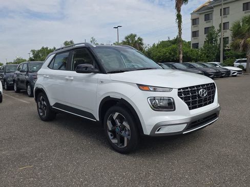 New 2026 Hyundai Venue SEL FWD image 9