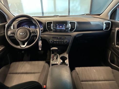 Used 2019 Kia Sportage LX AWD/4WD image 9