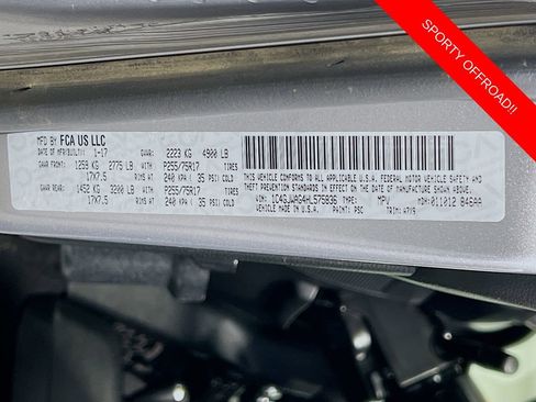 Used 2017 Jeep Wrangler Sport w/ Quick Order Package 24S AWD/4WD image 28
