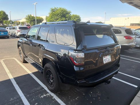 Used 2024 Toyota 4Runner SR5 AWD/4WD image 4