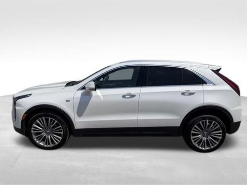 Used 2024 Cadillac XT4 Premium Luxury AWD/4WD image 4