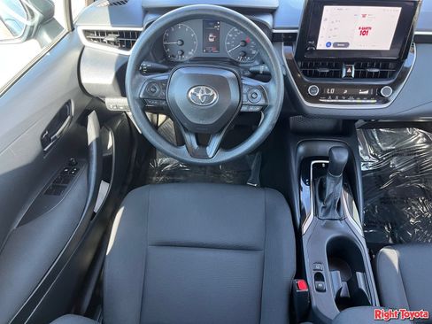 Certified 2025 Toyota Corolla LE FWD image 17