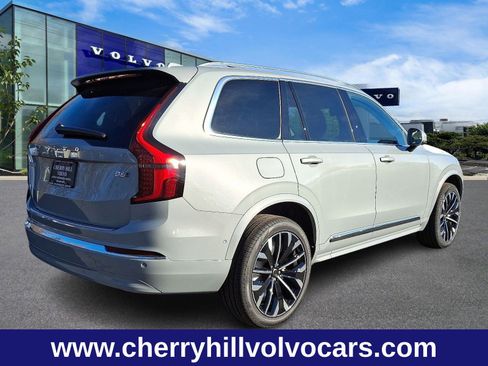 New 2026 Volvo XC90 B6 Plus w/ Protection Package Premier image 4