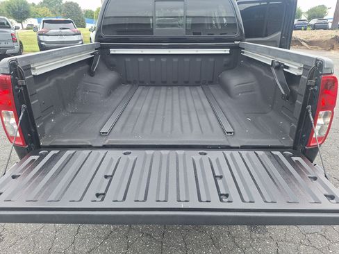 Certified 2020 Nissan Frontier PRO-4X w/ Pro-4x Utility Package AWD/4WD image 23
