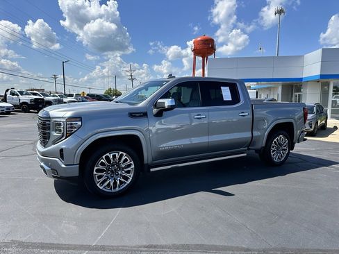 Used 2024 GMC Sierra 1500 Denali Ultimate image 4