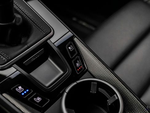 Used 2024 Porsche 911 Carrera GTS w/ Premium Package image 54