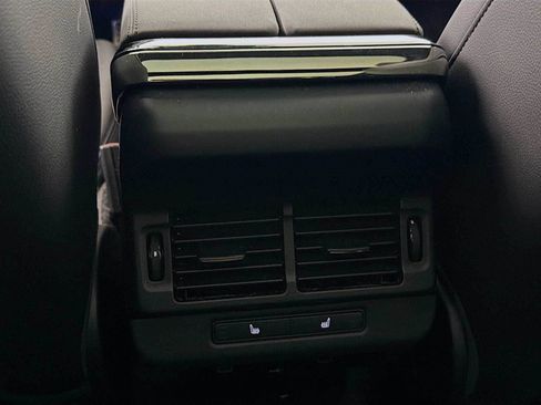 Certified 2024 Land Rover Range Rover Evoque Dynamic SE AWD/4WD image 26