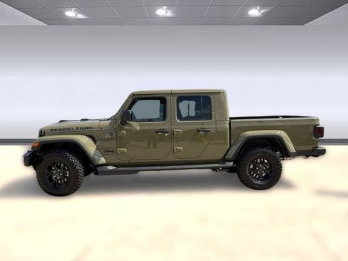New 2026 Jeep Gladiator Sport AWD/4WD image 2