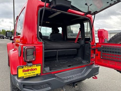 Used 2017 Jeep Wrangler Rubicon AWD/4WD image 13